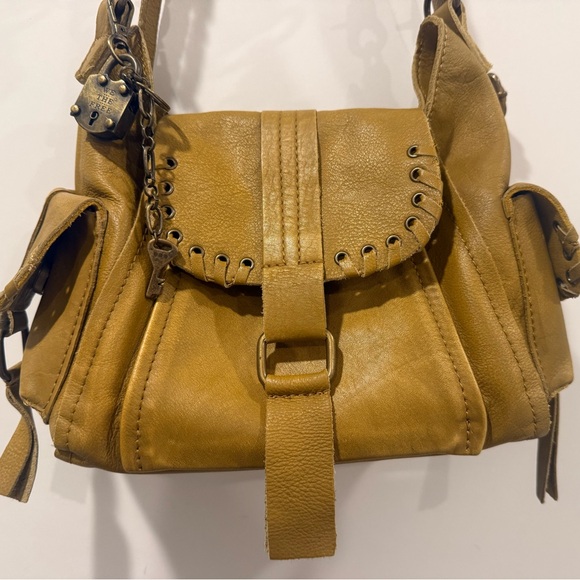 We the Free Baby Leigh Distressed Leather Tote Bag, NWOT - Picture 6 of 16